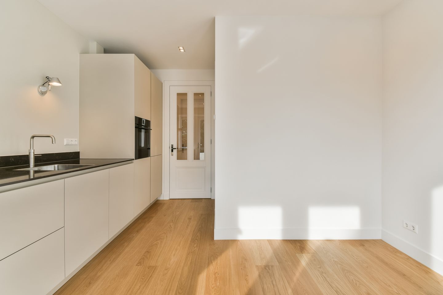 Foto 10 van Beethovenstraat 91-3