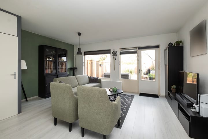 Photo 3 of Thomsonstraat 240