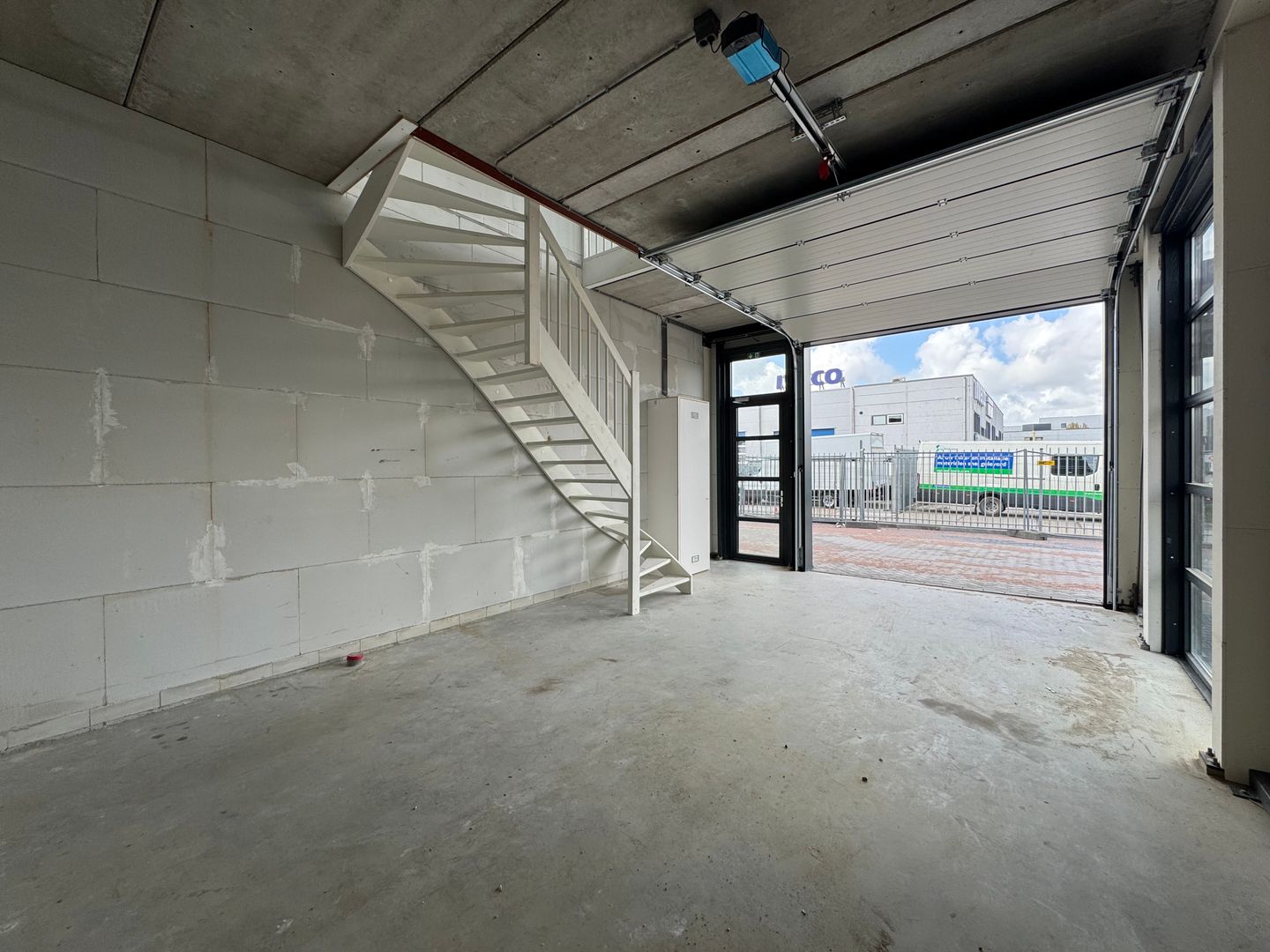 Bekijk foto 4 van Productieweg 1-B1