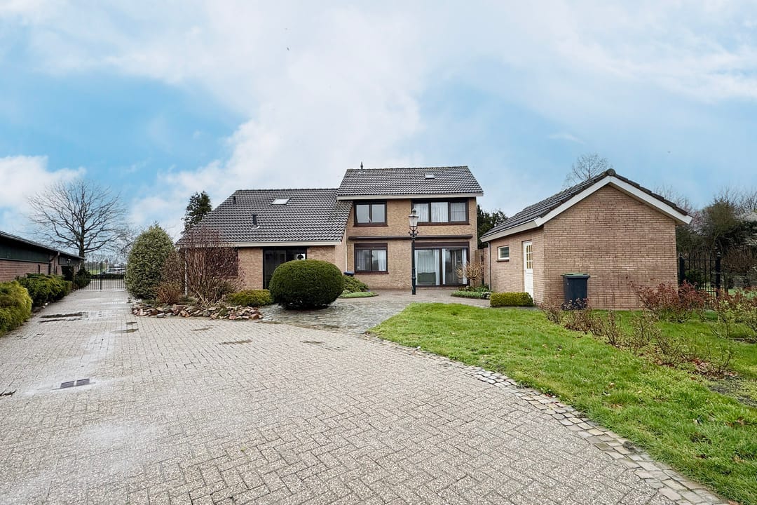 Foto 83 van Middenstraat 14-A