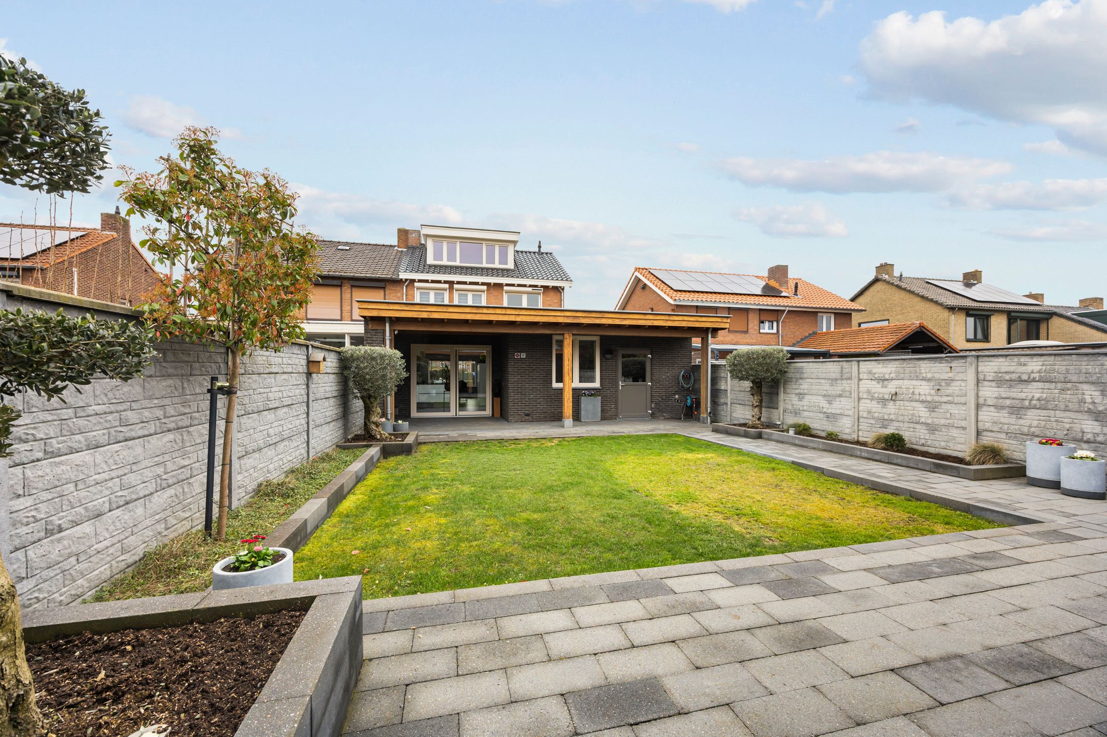 Foto 48 van Tuinstraat 34