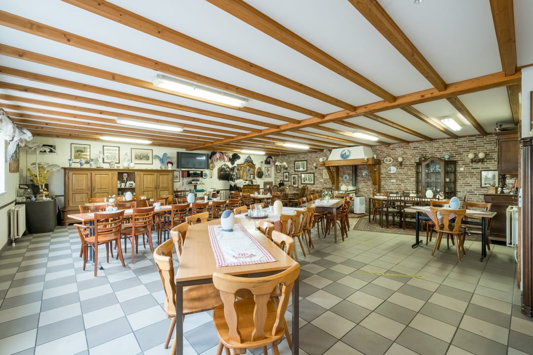 Former Ostrich Farm with Extensive Possibilities on 1.5 Hectares — 37