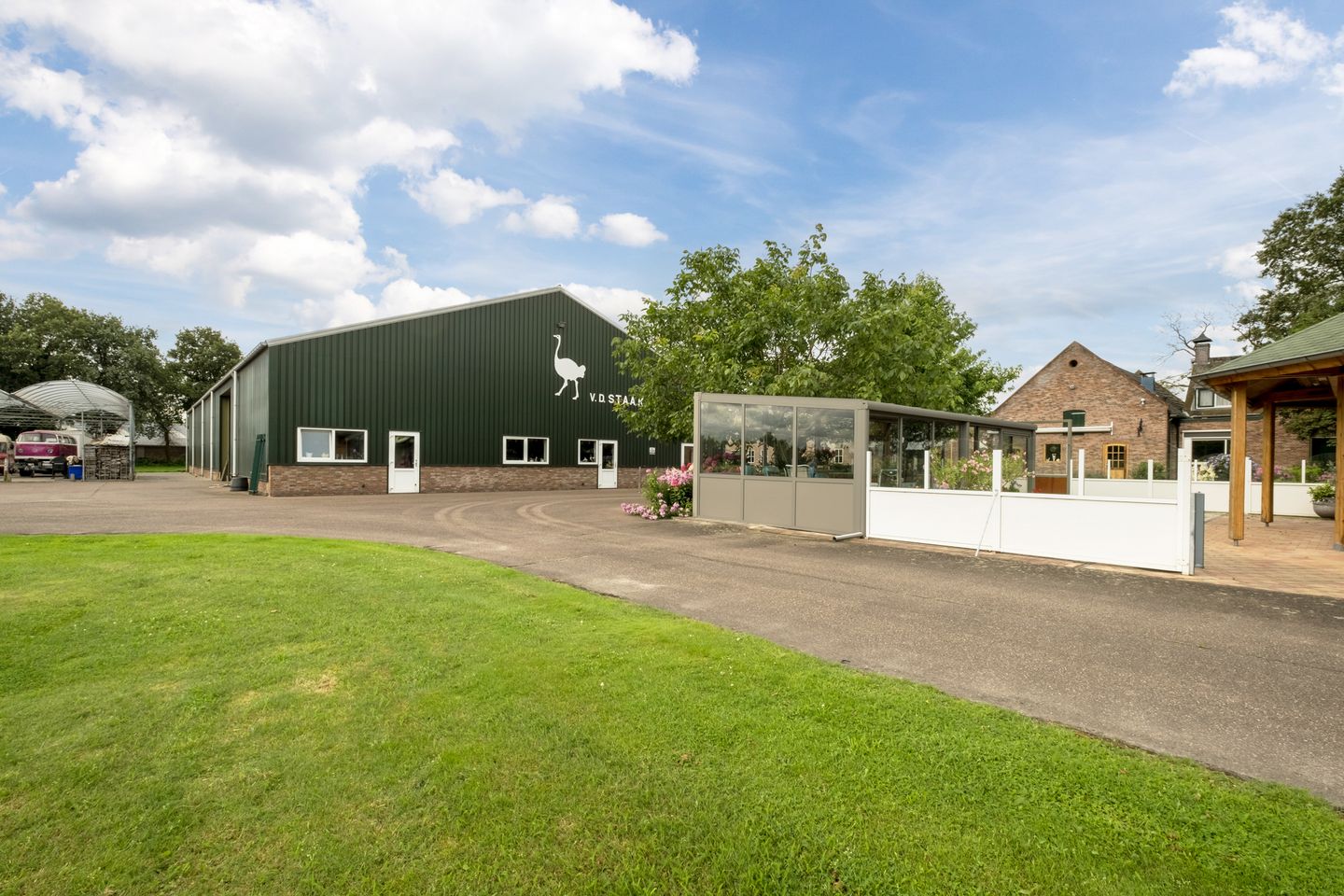 Former Ostrich Farm with Extensive Possibilities on 1.5 Hectares — 34
