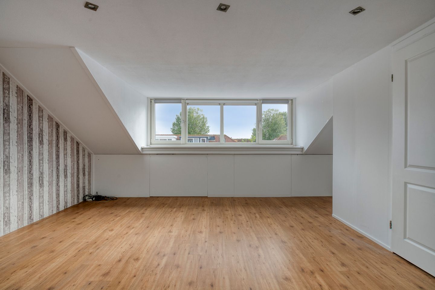 Photo 25 of Quickstepstraat 53