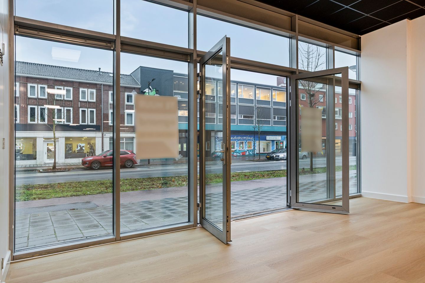 Bekijk foto 2 van Haaksbergerstraat 146