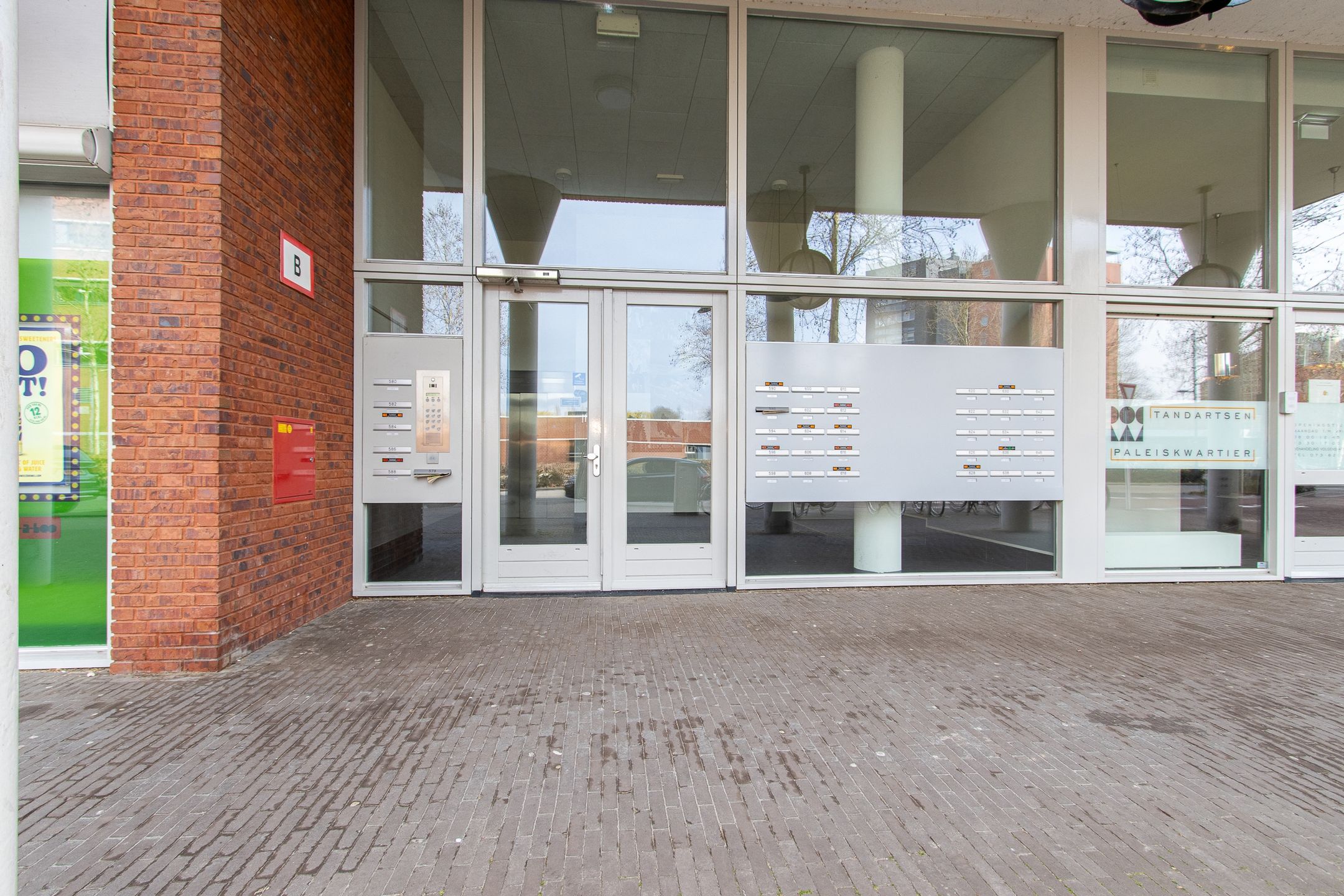 Foto 42 van Onderwijsboulevard 626