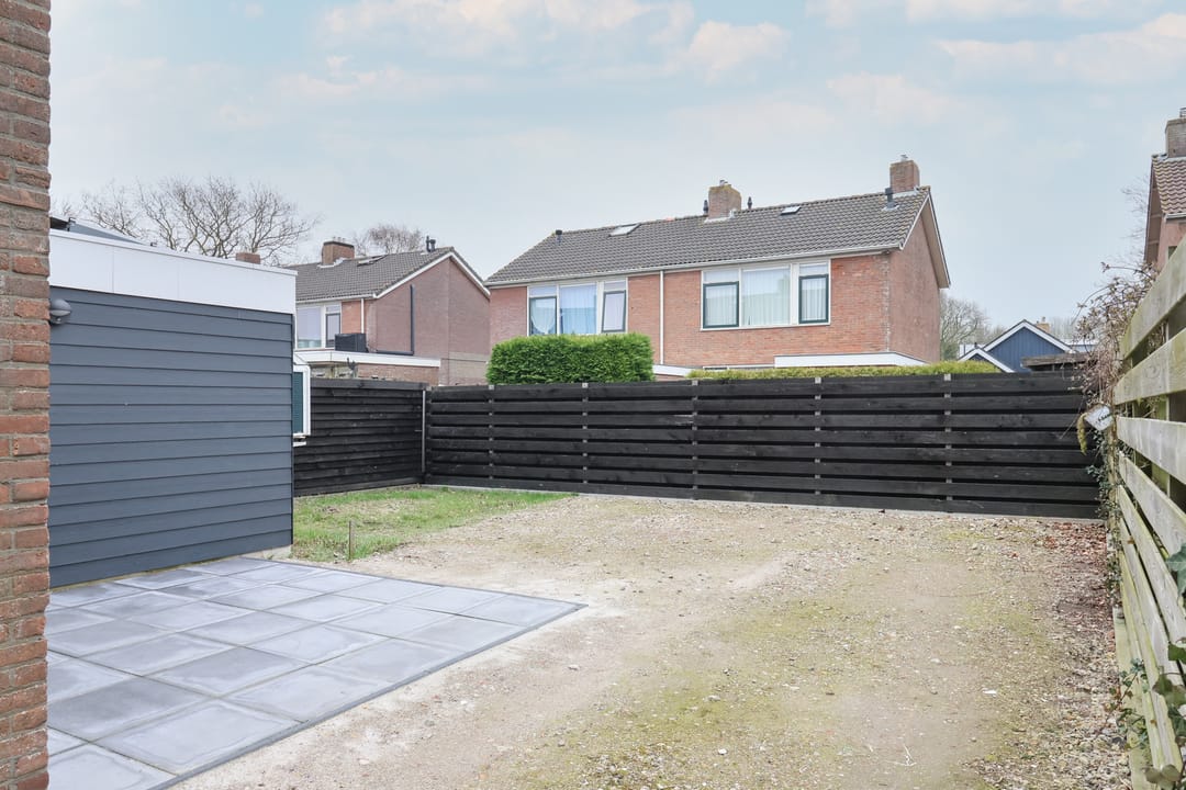 Renovated Corner Home with 4 Bedrooms and Sustainable Features — 44