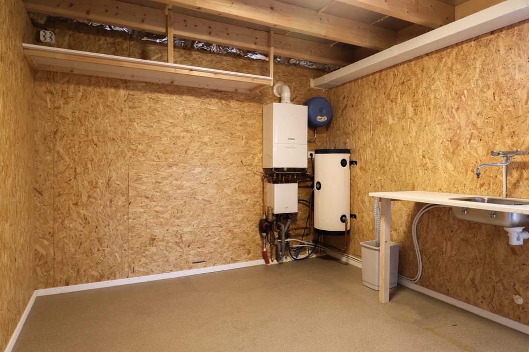 Renovated Corner Home with 4 Bedrooms and Sustainable Features — 22