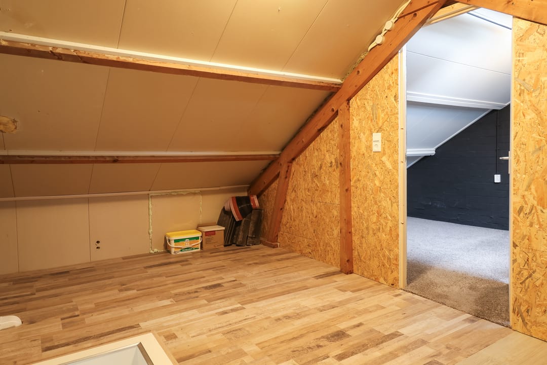Renovated Corner Home with 4 Bedrooms and Sustainable Features — 40