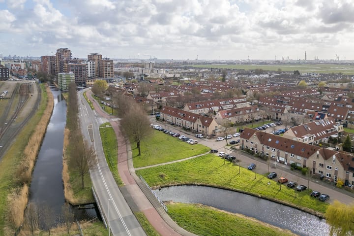 Photo 2 of Edamstraat 47