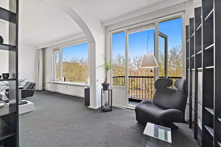 Foto 5 van Juliana van Stolberglaan 33