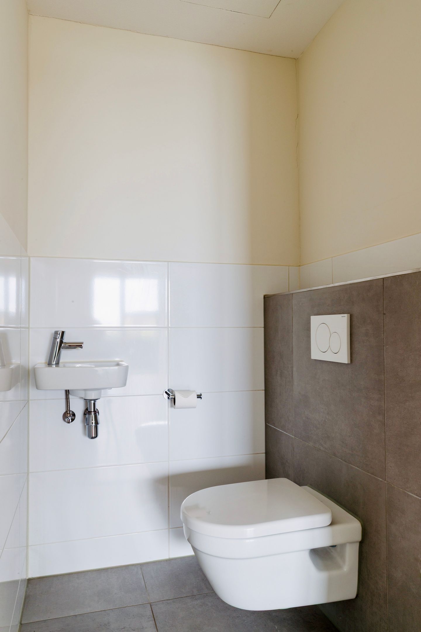 Photo 5 of Vincent van den Heuvellaan 311