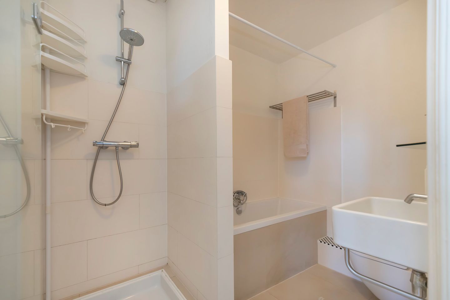 Photo 20 of Da Costakade 48-3