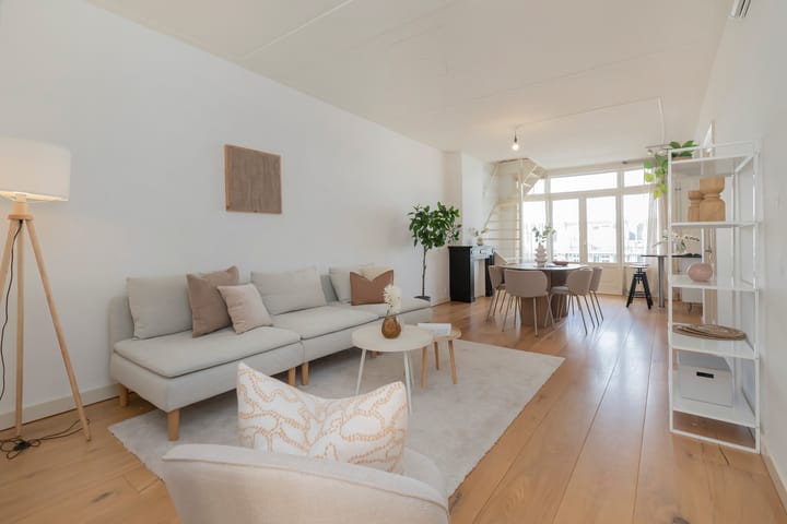 Photo 3 of Da Costakade 48-3