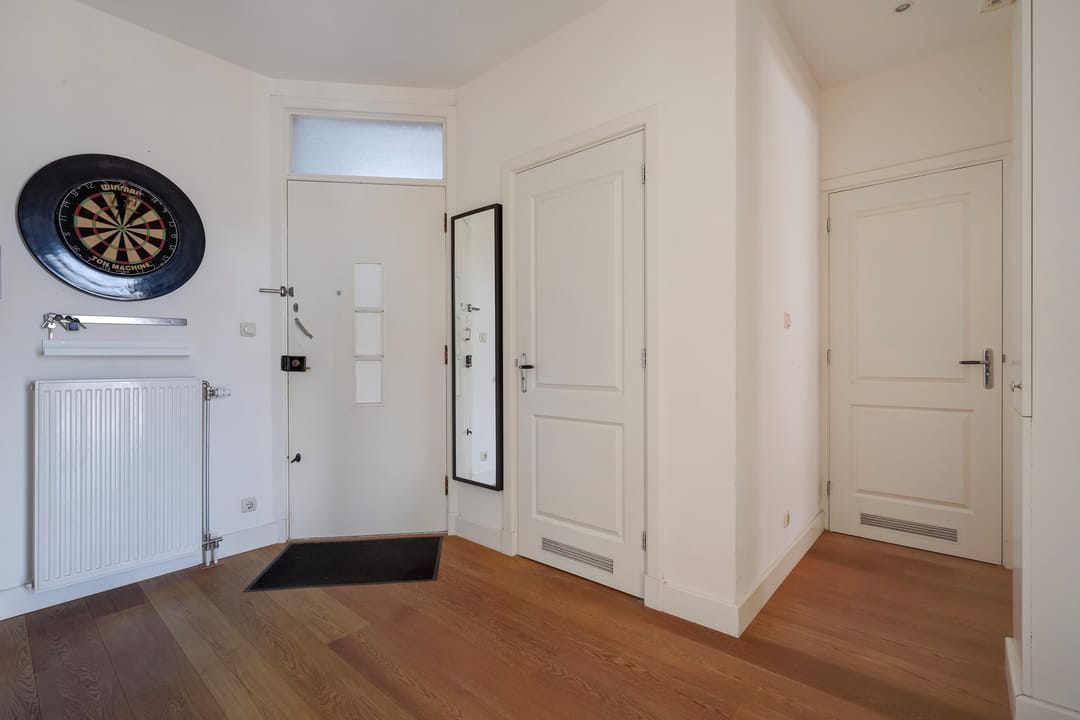 Spacious move-in ready apartment with free view in peaceful Bohemen — 13