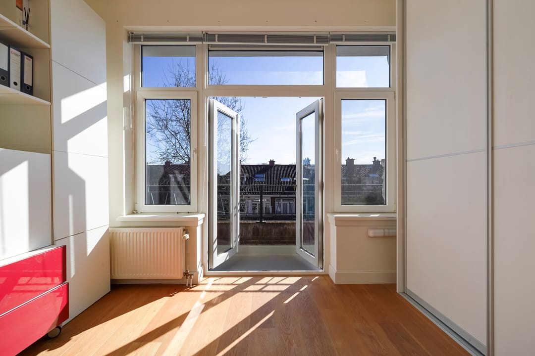Spacious move-in ready apartment with free view in peaceful Bohemen — 43