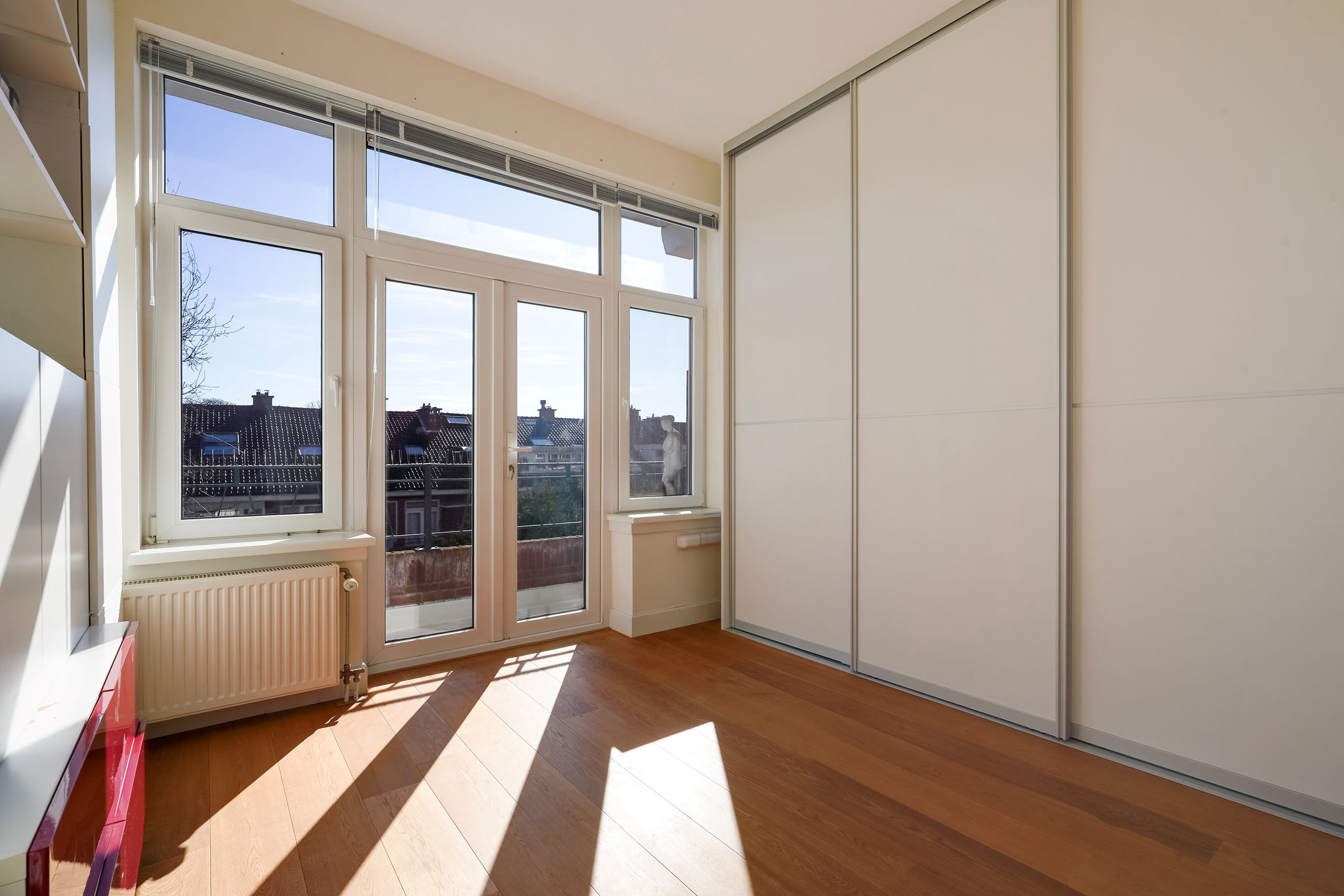 Spacious move-in ready apartment with free view in peaceful Bohemen — 42
