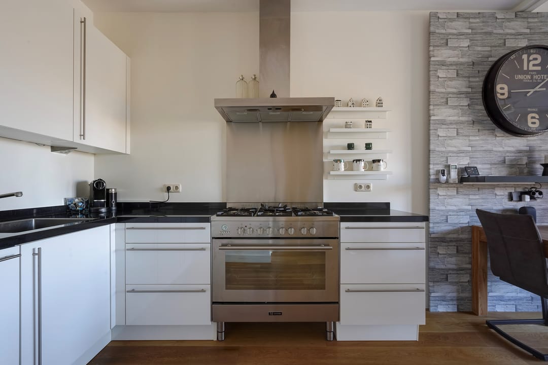 Spacious move-in ready apartment with free view in peaceful Bohemen — 26