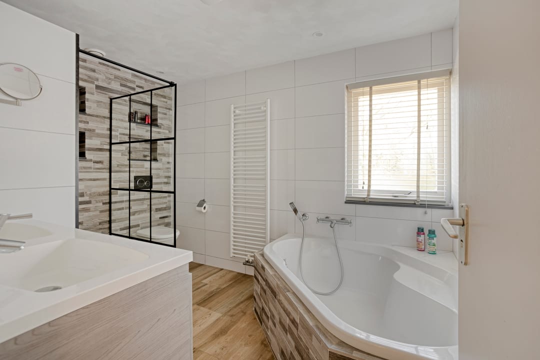 Modern detached home with generous living space and exceptional parking facilities — 26