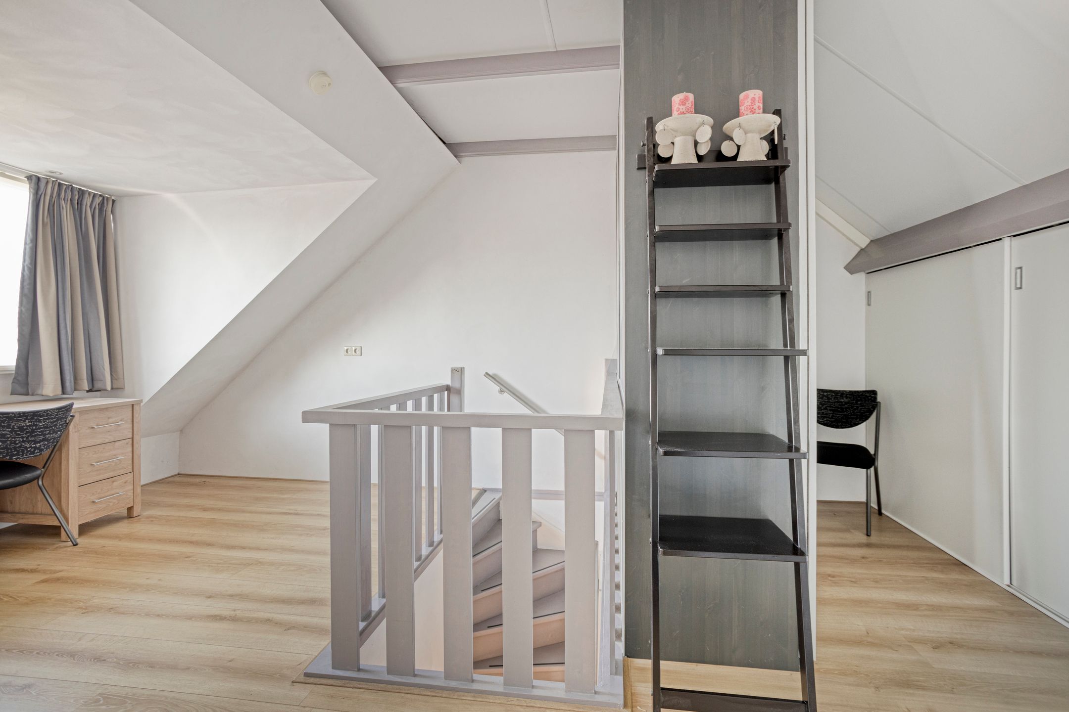 Modern detached home with generous living space and exceptional parking facilities — 33