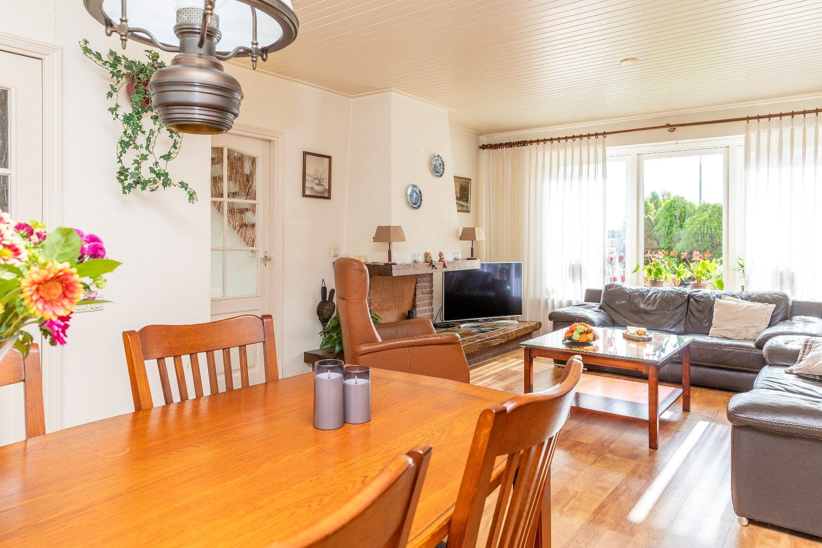 Photo 15 of Voorstraat 58