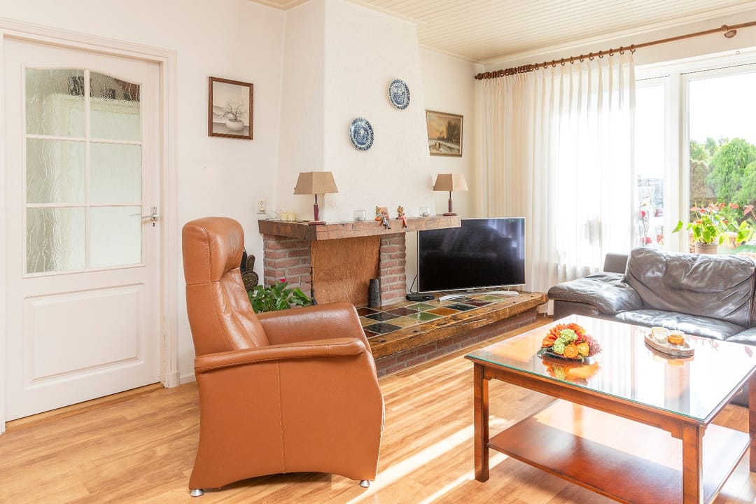 Photo 67 of Voorstraat 58