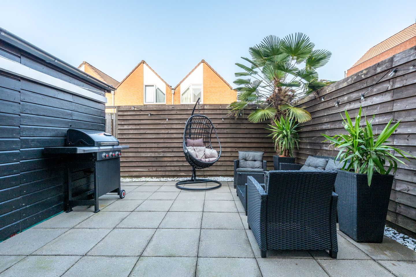 Stylish ground-floor apartment with private garden near Maarssen station — 29