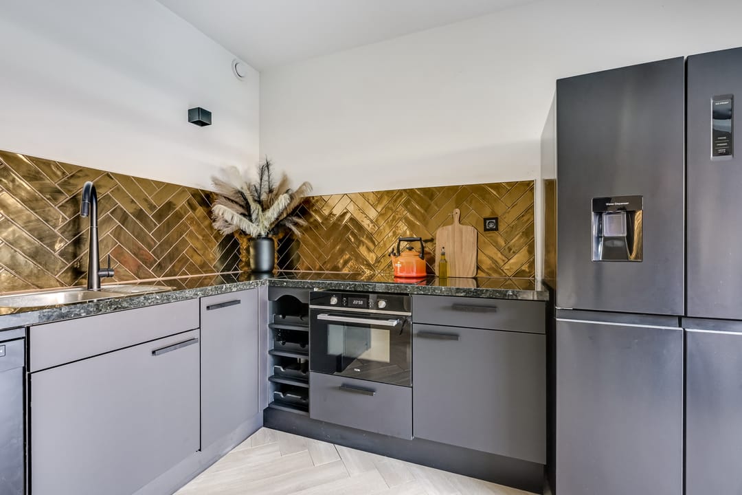 Stylish ground-floor apartment with private garden near Maarssen station — 13