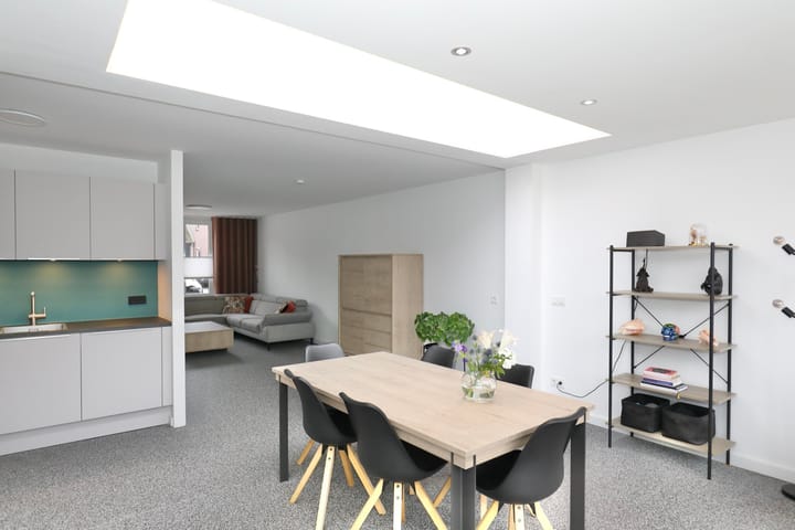 Photo 5 of Hendrik van Veldekestraat 15