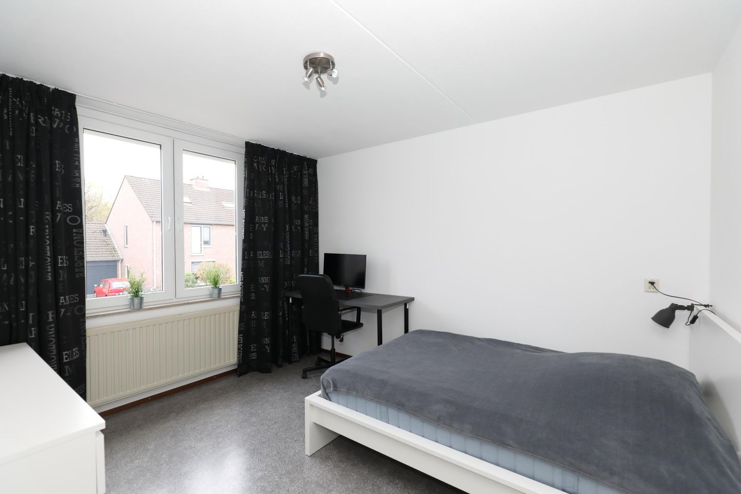 Foto 10 van Hendrik van Veldekestraat 15