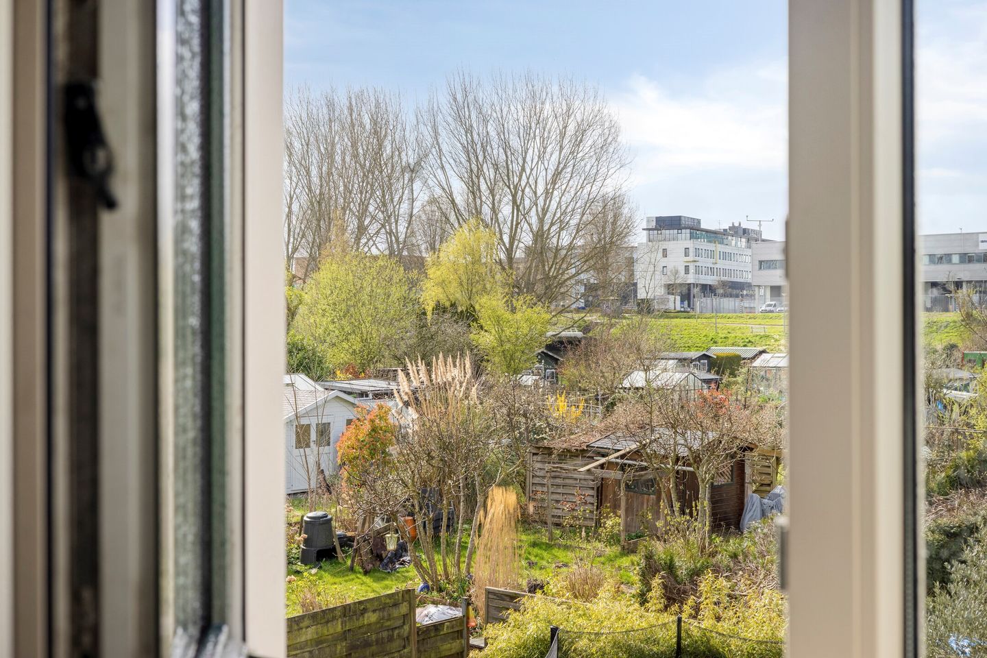 Foto 20 van IJsselmondselaan 195-B