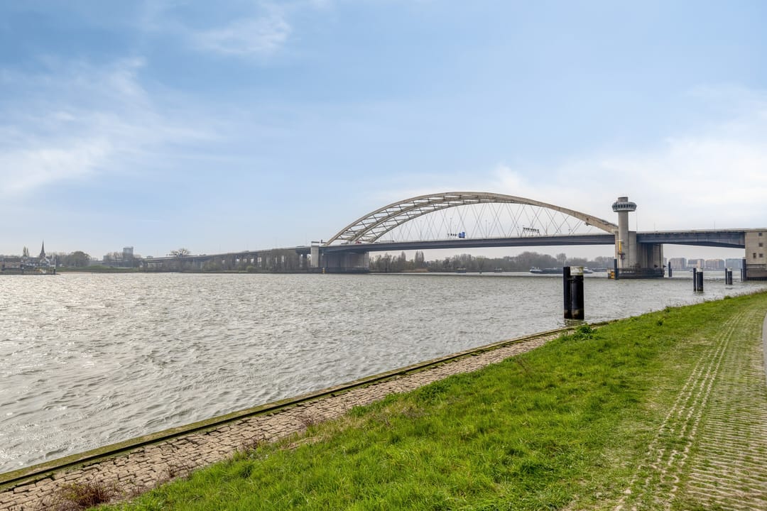 Foto 38 van IJsselmondselaan 195-B