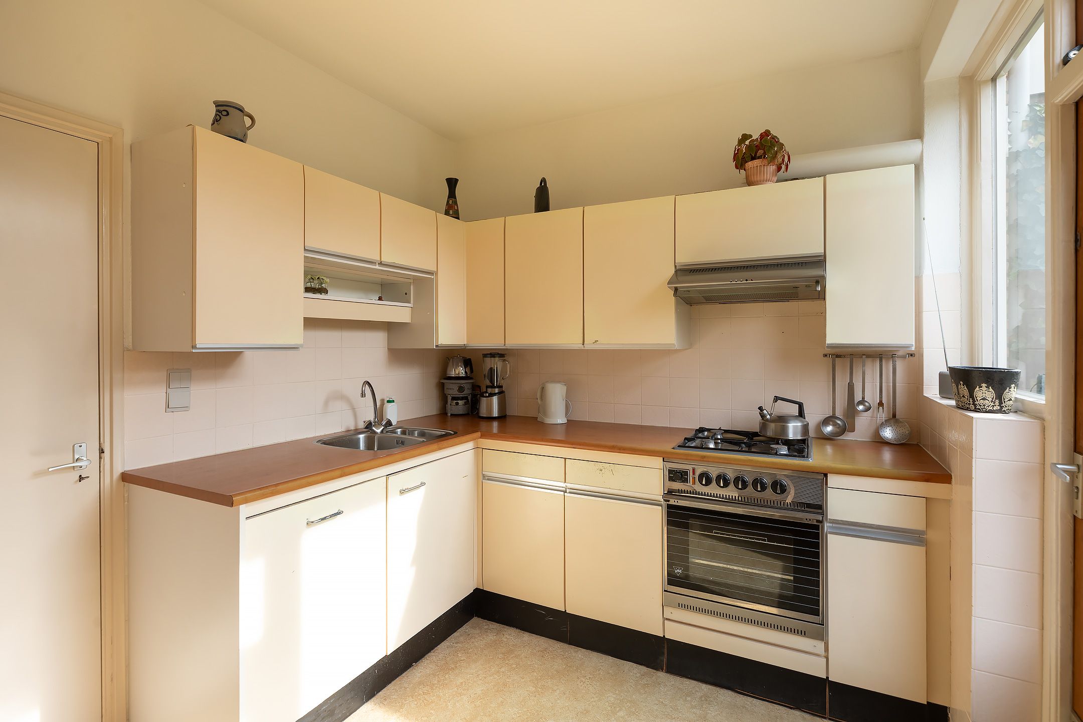 Spacious semi-detached villa with sunny garden near Baarn center — 15
