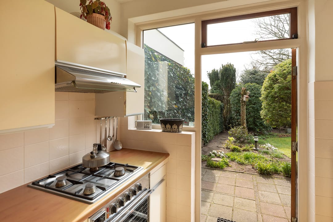 Spacious semi-detached villa with sunny garden near Baarn center — 16