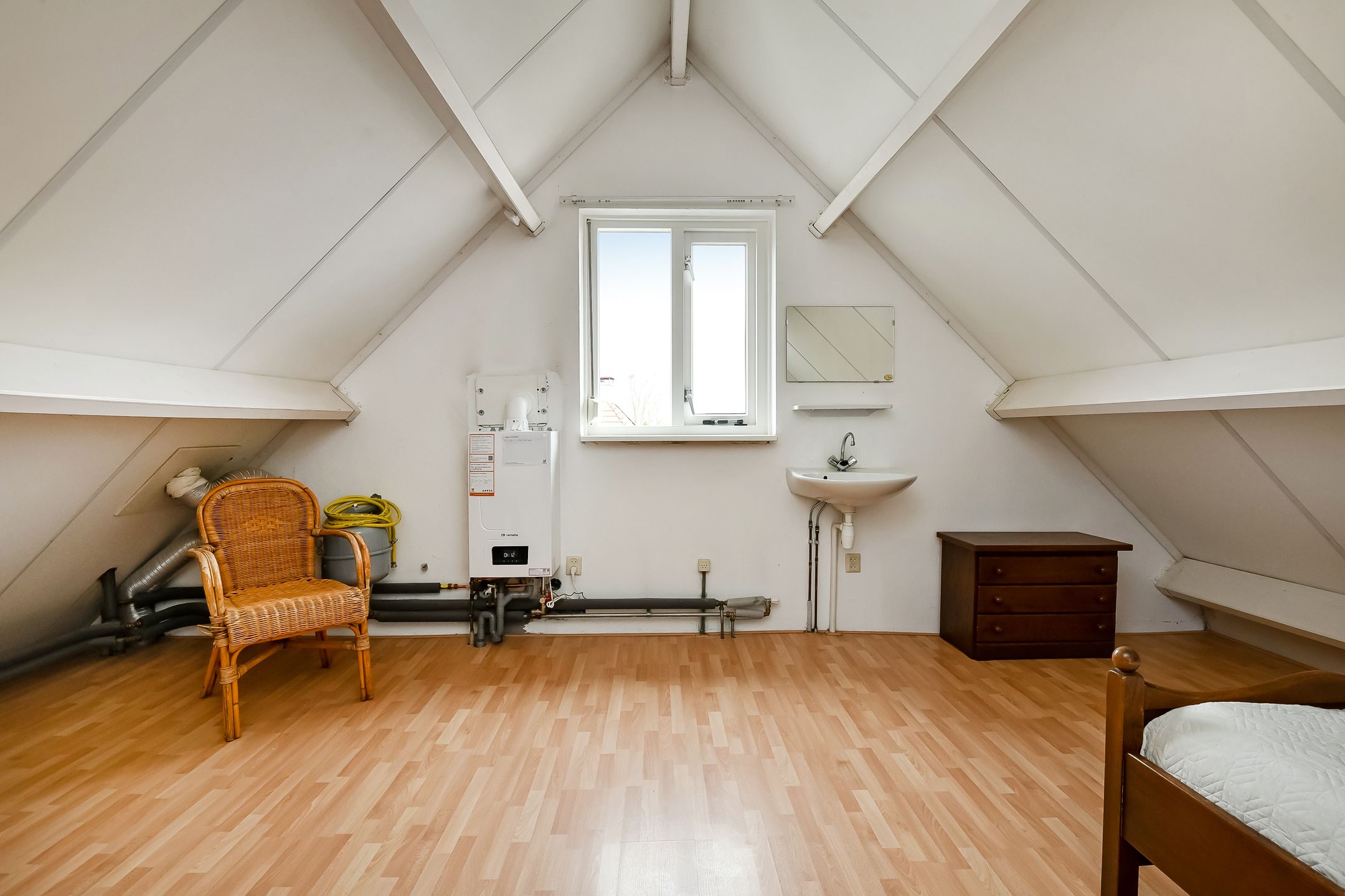 Foto 36 van Suze Groeneweglaan 19