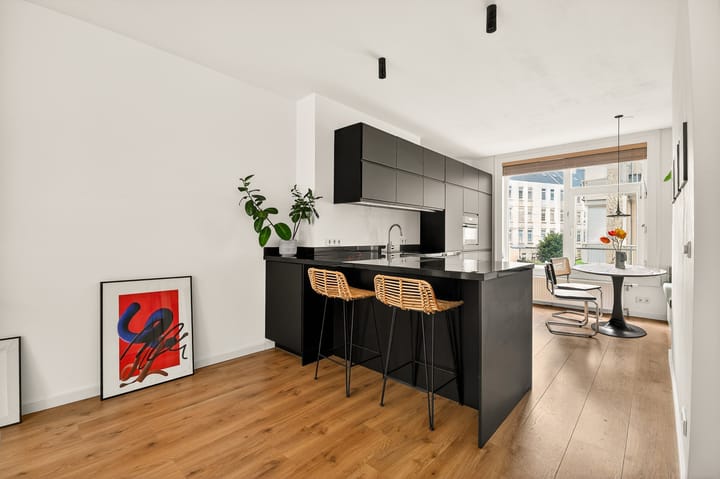 Photo 5 of Djambistraat 40-1