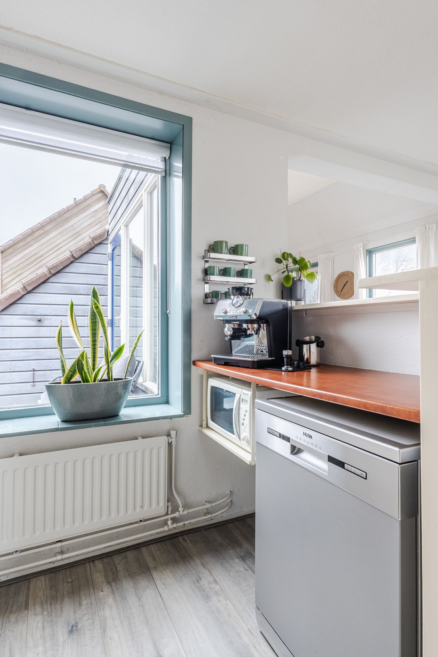 Spacious Maisonnette Apartment with Sunny Rooftop Terrace in De Horn-Noord — 29