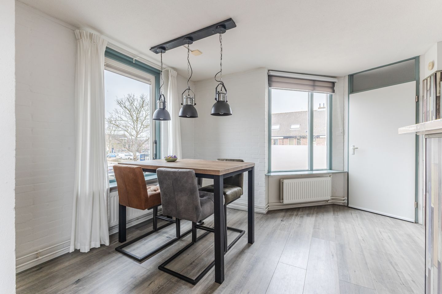 Spacious Maisonnette Apartment with Sunny Rooftop Terrace in De Horn-Noord — 20