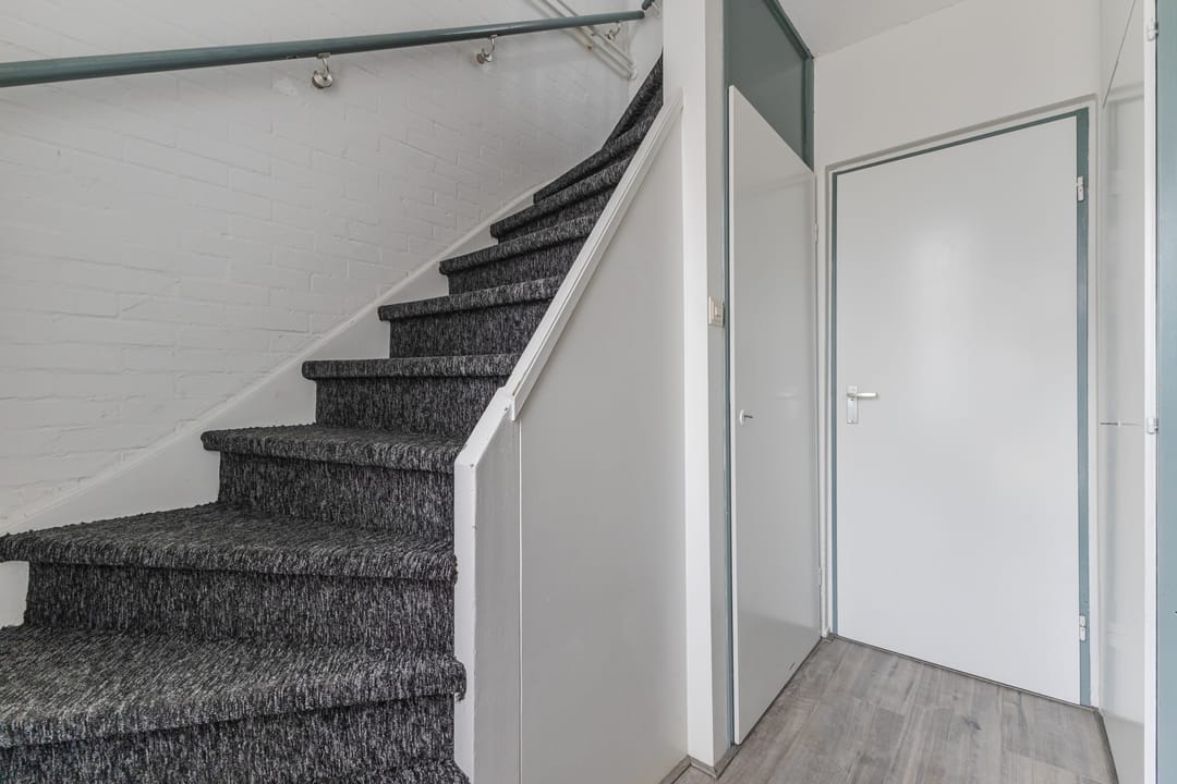 Spacious Maisonnette Apartment with Sunny Rooftop Terrace in De Horn-Noord — 13