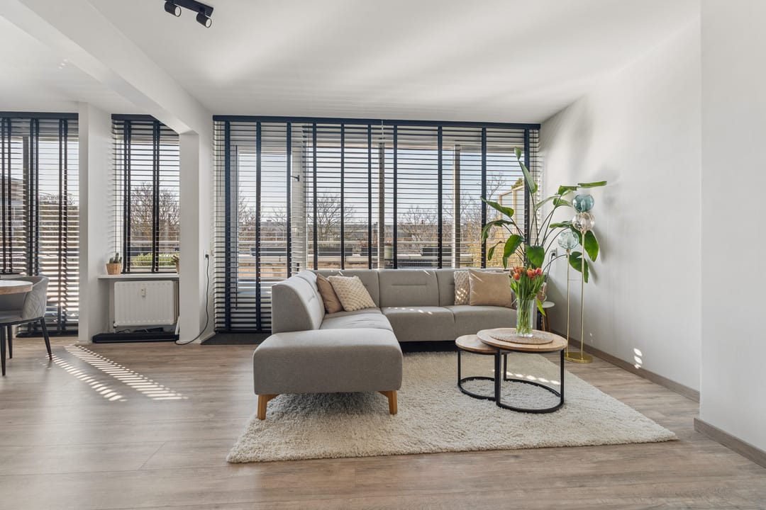 Foto 11 van Rigolettostraat 154