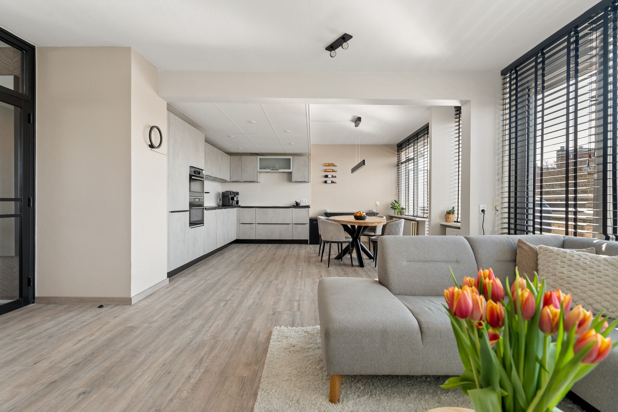 Foto 15 van Rigolettostraat 154