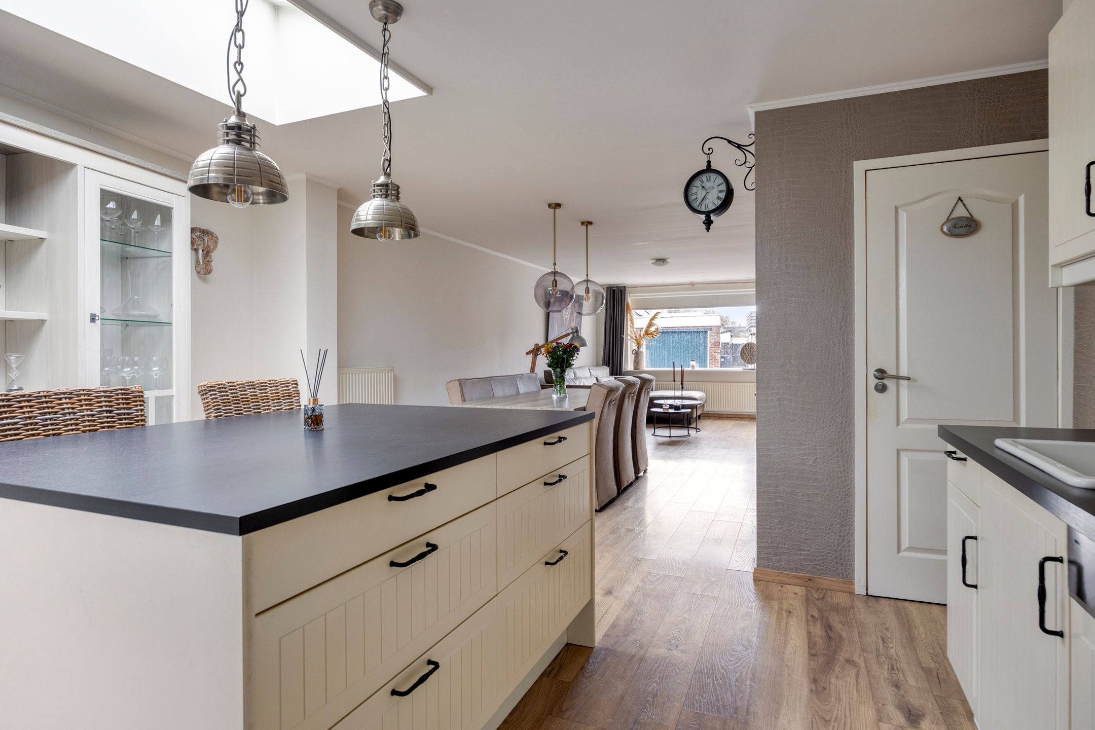 Well-maintained semi-detached house with extended kitchen and sunny garden in Meppel — 17