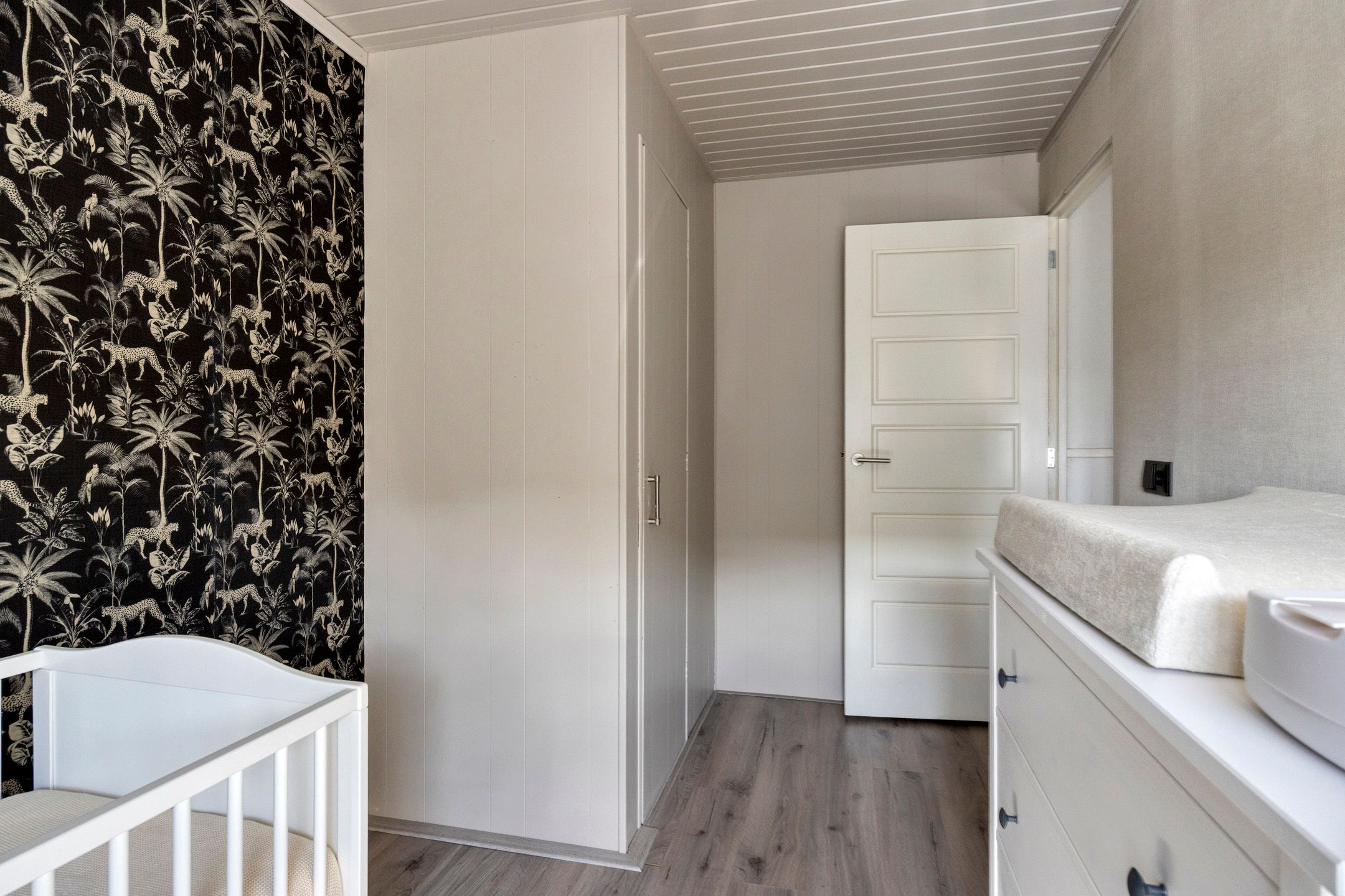 Well-maintained semi-detached house with extended kitchen and sunny garden in Meppel — 26