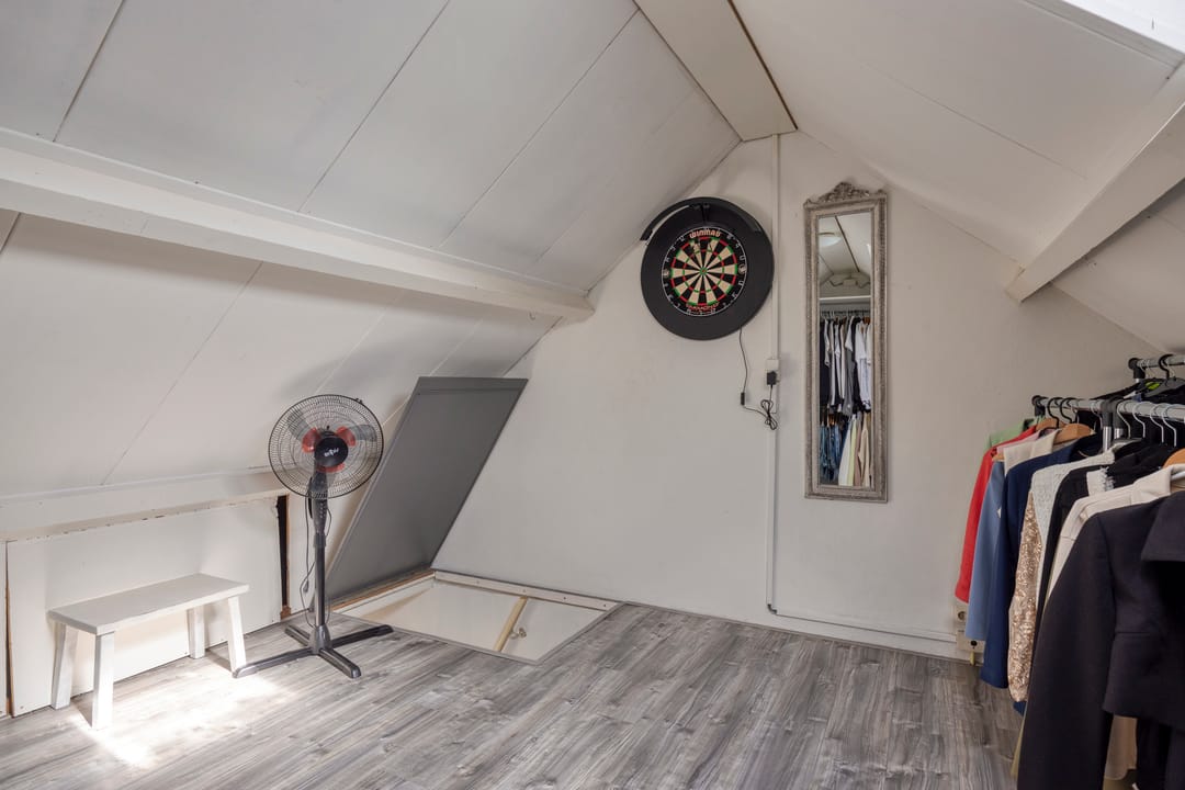 Well-maintained semi-detached house with extended kitchen and sunny garden in Meppel — 27