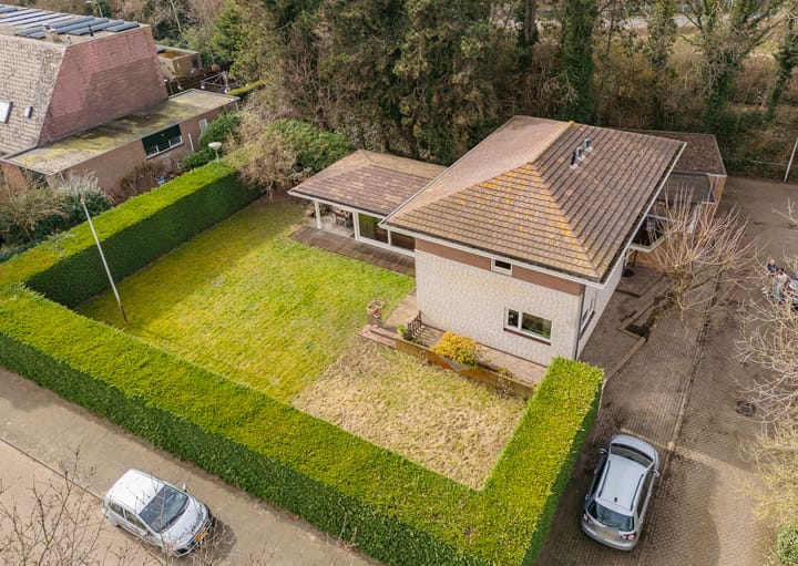 Photo 2 of Minister van Houtenlaan 26