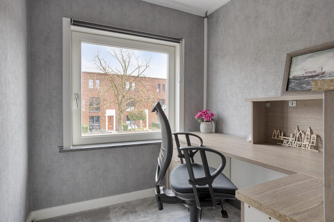 Foto 23 van Oostzeestraat 25