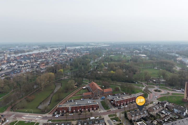 Photo 2 of Oostzeestraat 25