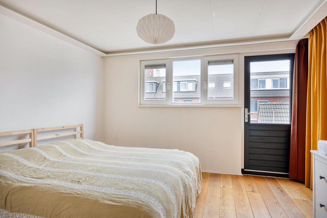 Photo 13 of Spaarbankstraat 39