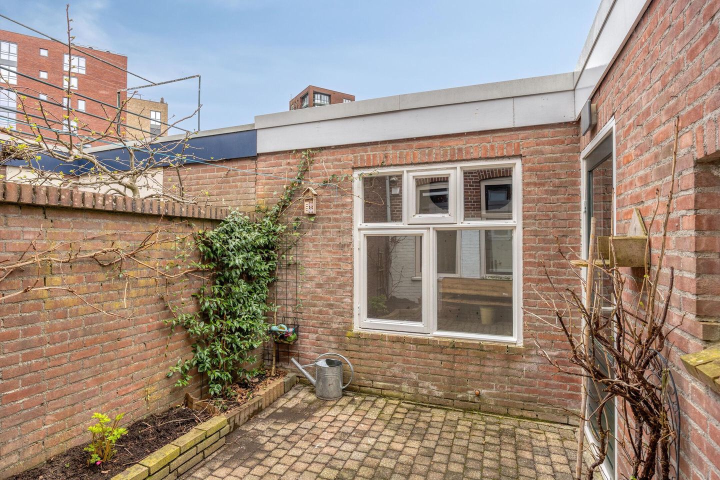 Photo 19 of Spaarbankstraat 39