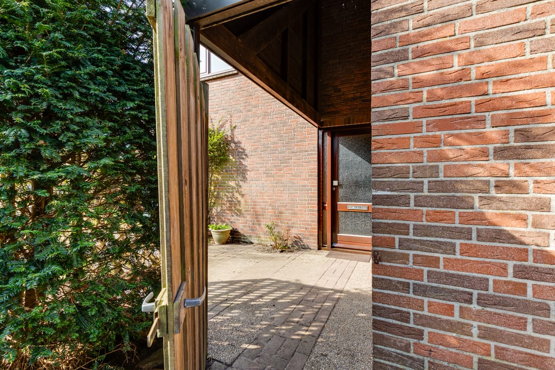 Spacious Semi-Detached Home with Park Views in Lichtenvoorde — 31